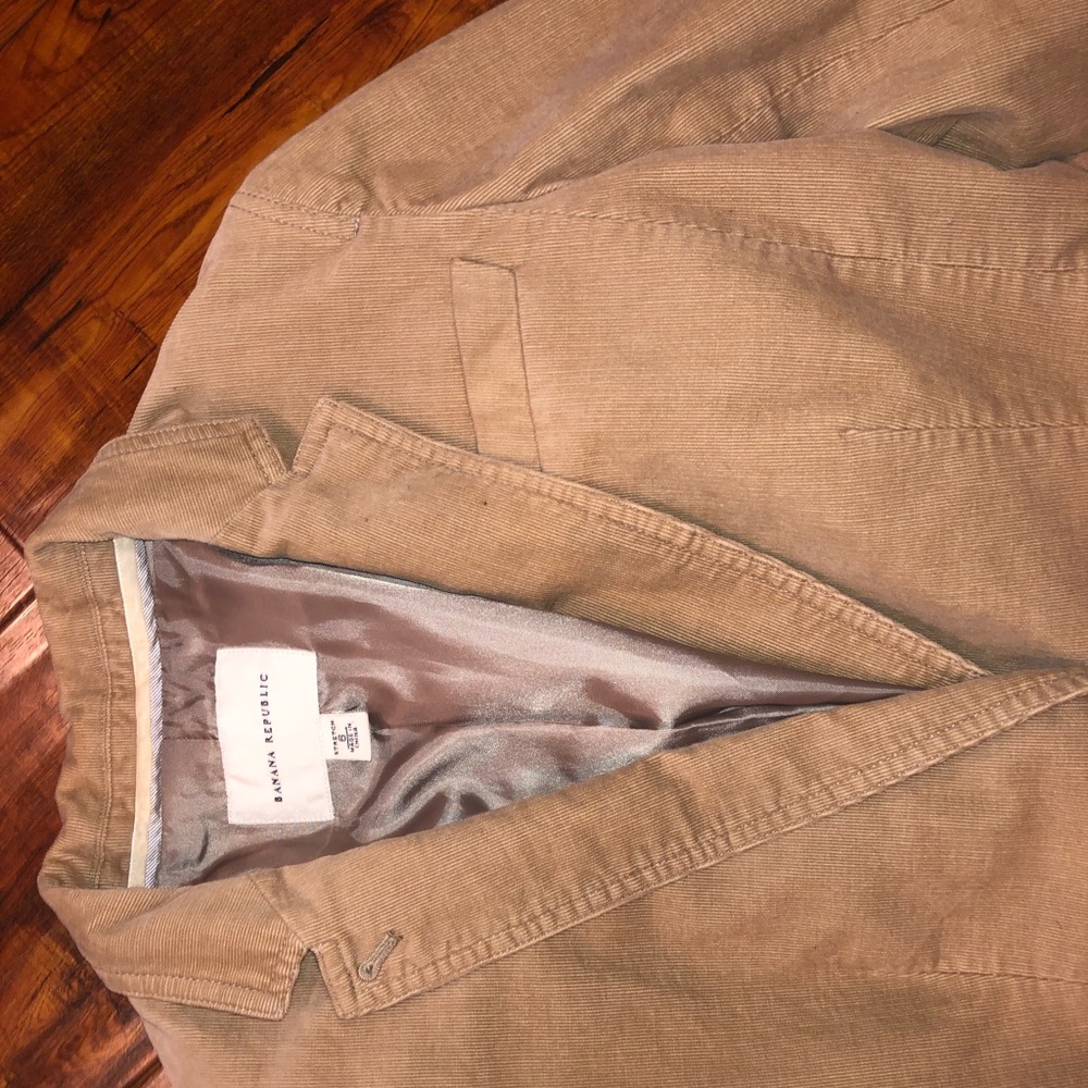 Blazer - Picture 3 of 4